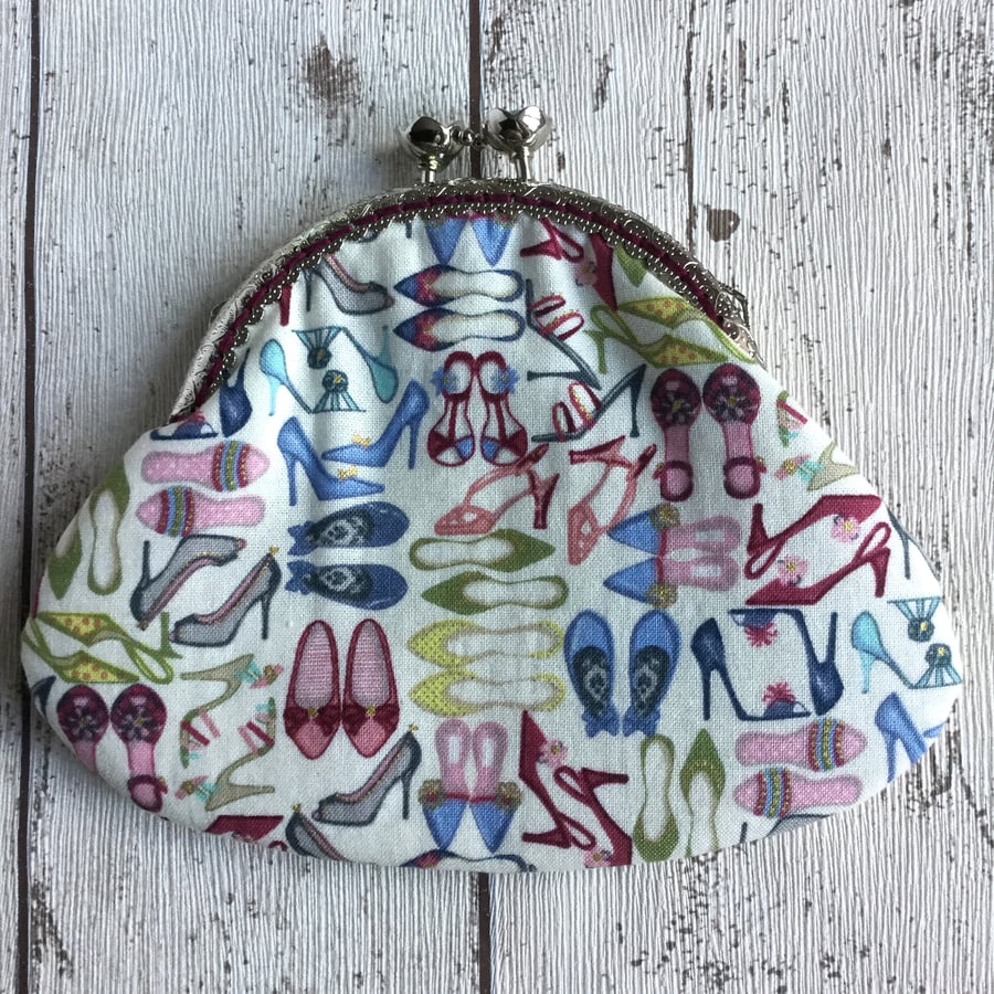 Shoe Themed Fabric Coin Clasp Purse 
