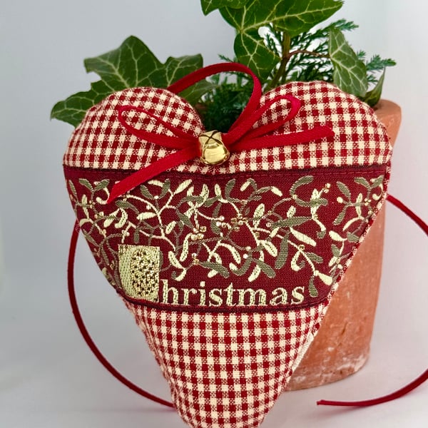 MISTLETOE CHRISTMAS HEART DECORATION - burgundy check and gold