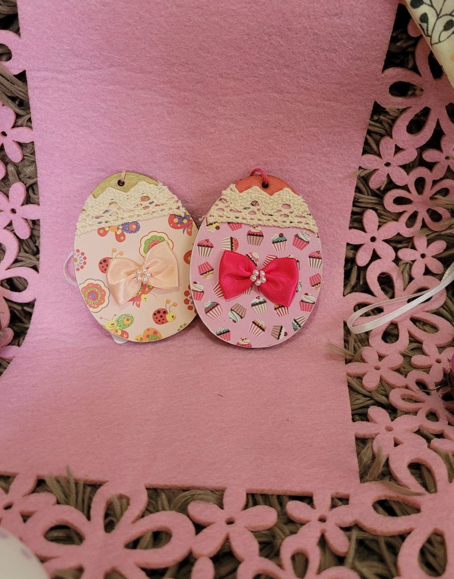Set of Two Hand Decorated Easter Wooden Shapes - LIght Pink and Dark Pink Bows