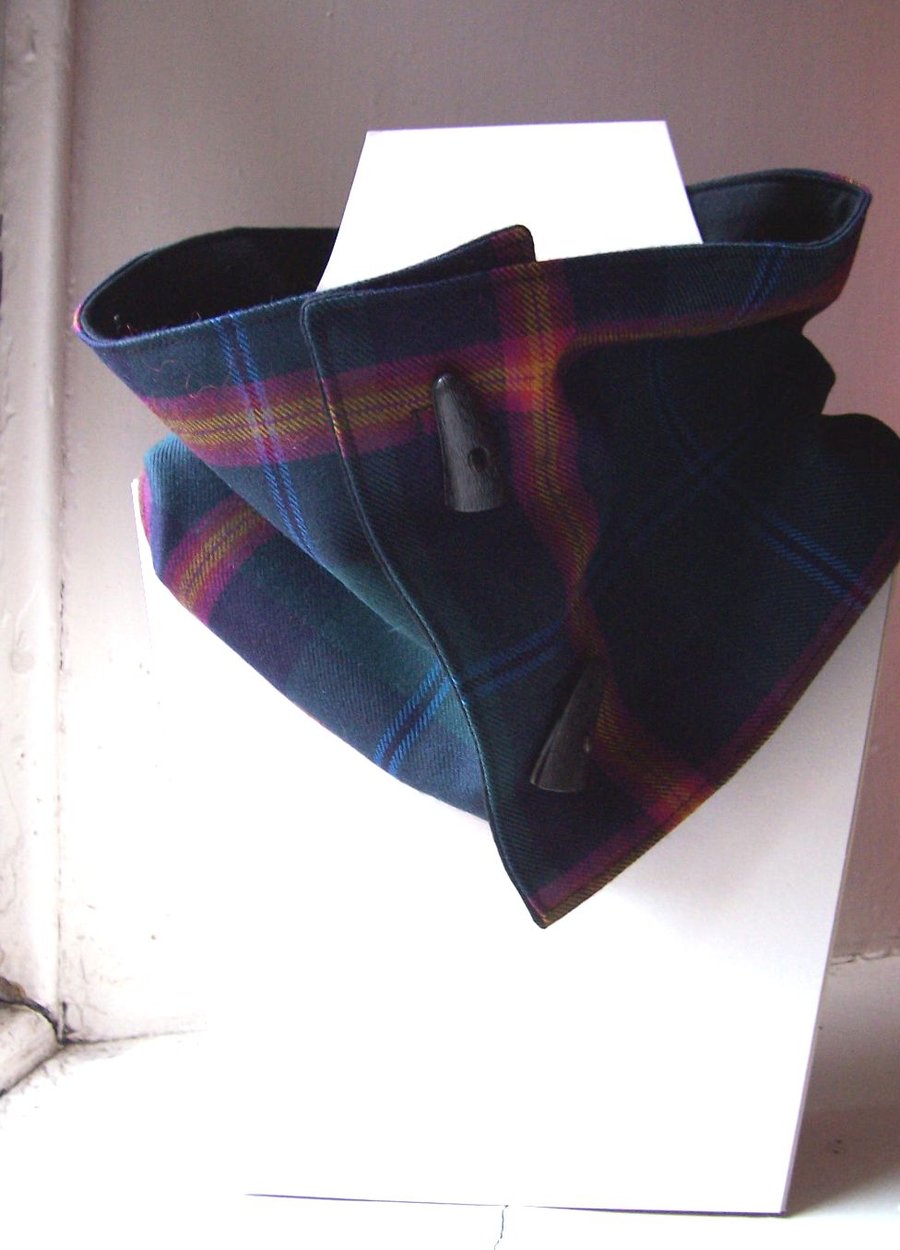 Unisex wool tartan cowl with faux button fastening and lining - Glenlivet