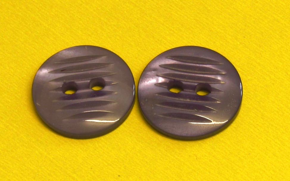 Vintage Buttons: Blue-Violet Ridged Front 2x15mm