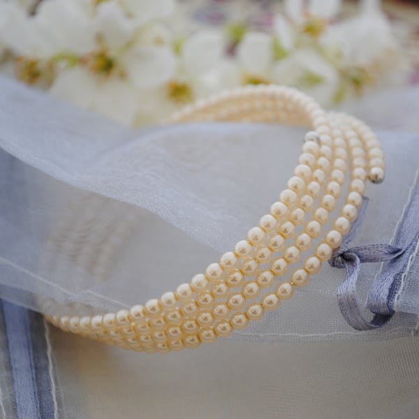 Pearl wrap (memory wire) bracelet