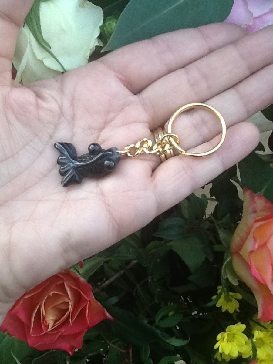 Black Agate Dragon Eyed Goldfish Keyring or Handbag Charm.