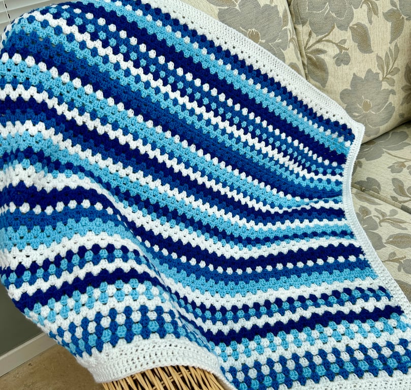 Crochet baby or lap blanket 