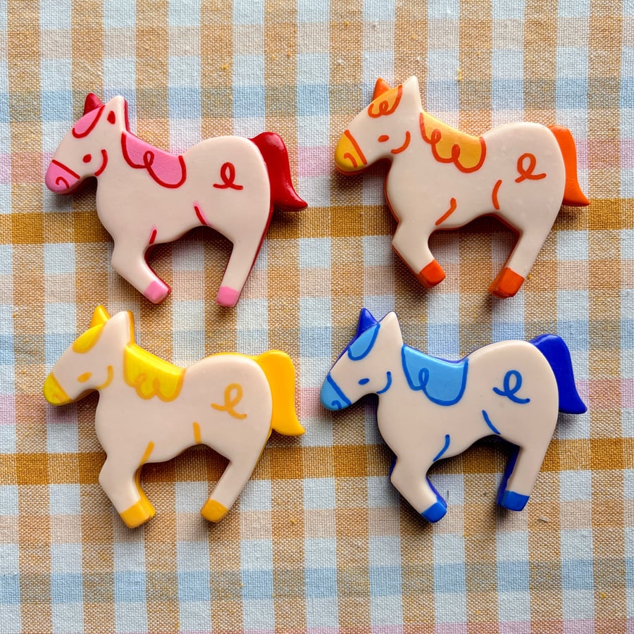 Horse magnets