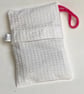 Reusable nail varnish remover wipes with optional storage bag - Image 4