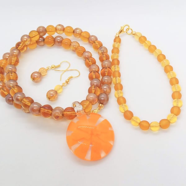 Topaz Yellow and Gold Glass Beads Jewellery Set with an Orange Glass Pendant