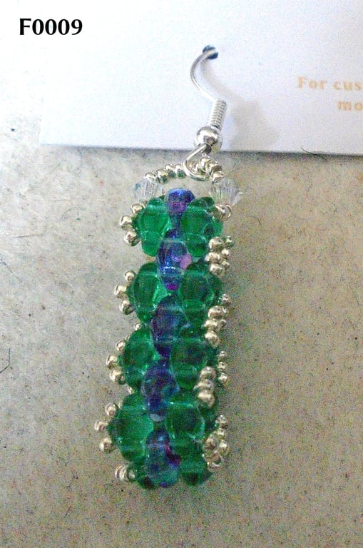 Brickwork-pattern bead earrings (customisable)