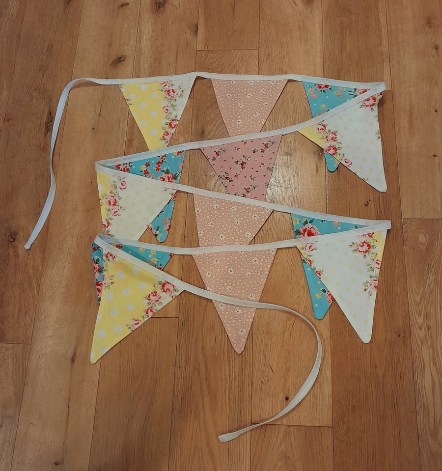 Fabulous Florals flowery cotton bunting