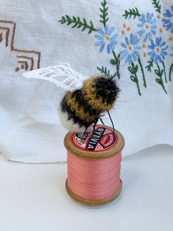Mini Bobbinbee - Crochet Bee on a vintage wooden bobbin