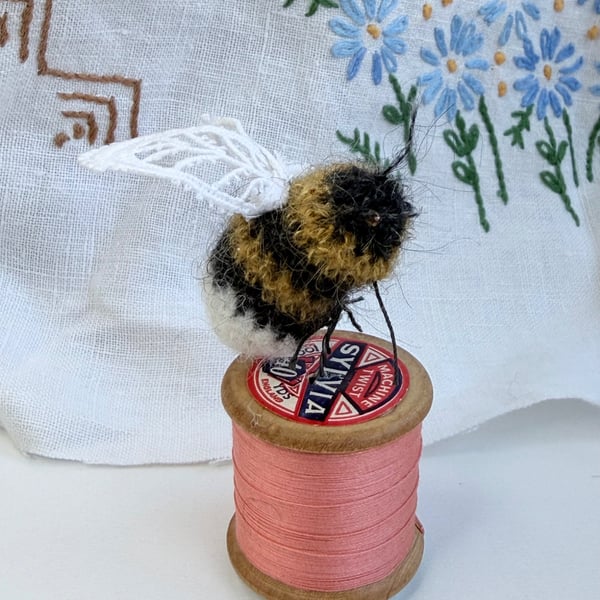 Mini Bobbinbee - Crochet Bee on a vintage wooden bobbin