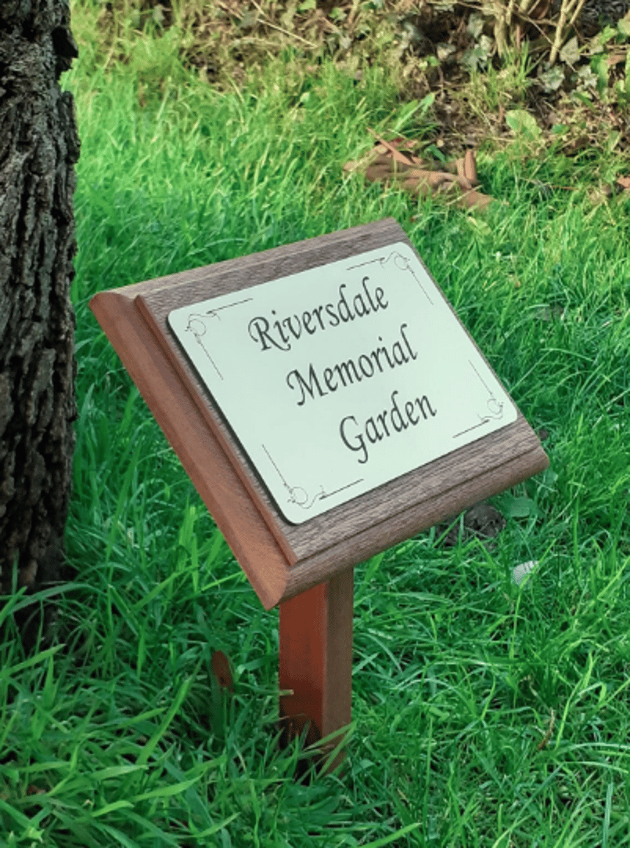 Solid Wooden Mahogany Memorial Stake Grave Tree Marker Wooden  Memorial Plaque 