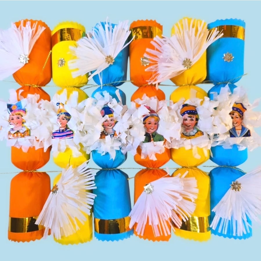 6 Handmade christmas crackers