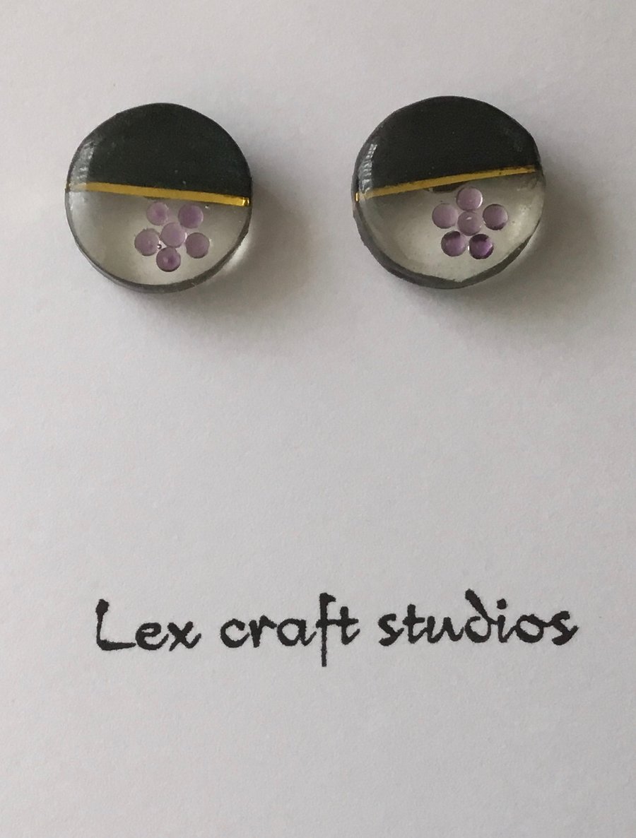 Small  Purple Green earrings 