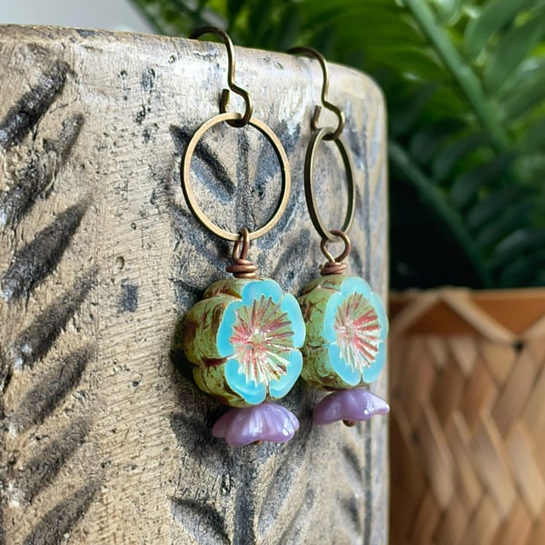Rustic Flower Bead Earrings in Seafoam Green & Lavender Purple - Nature Inspired
