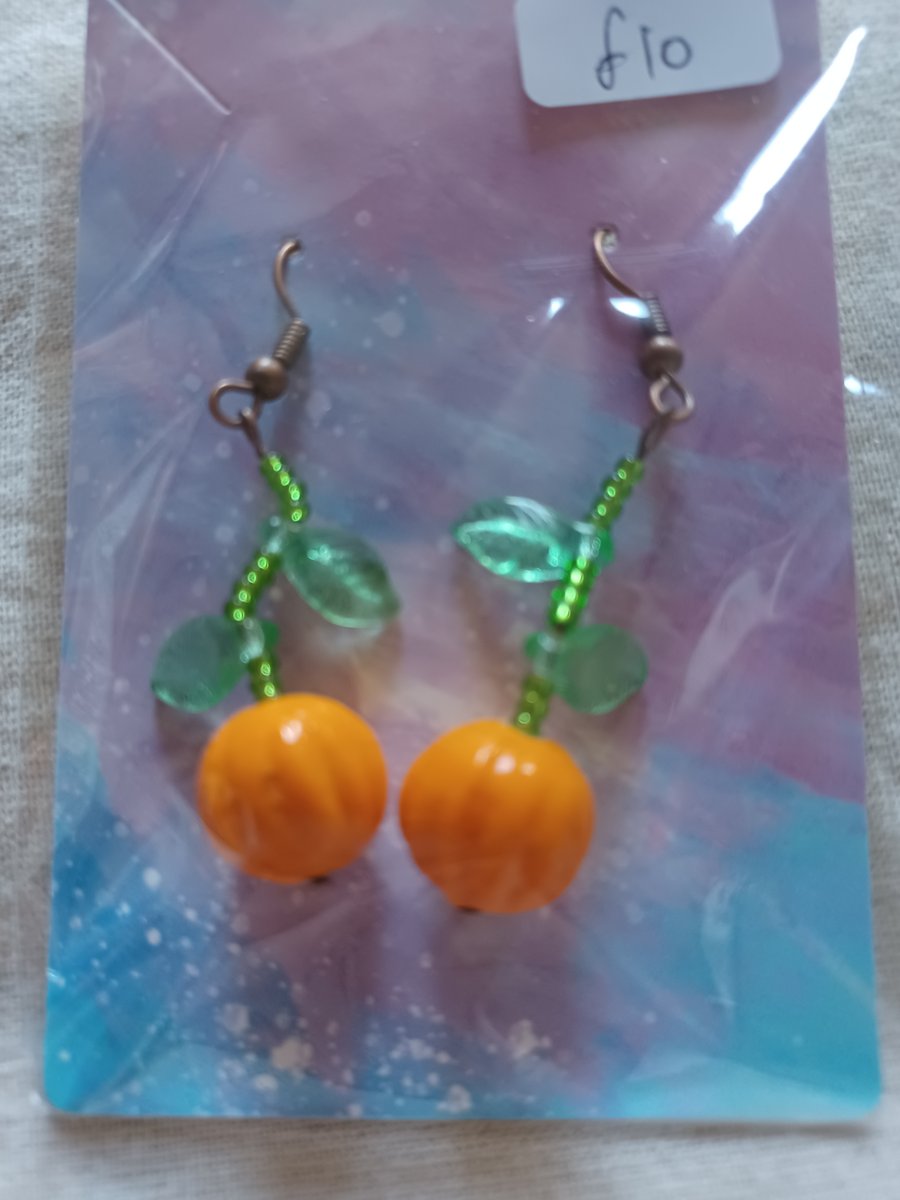 Hanging Pumpkin Earrings 