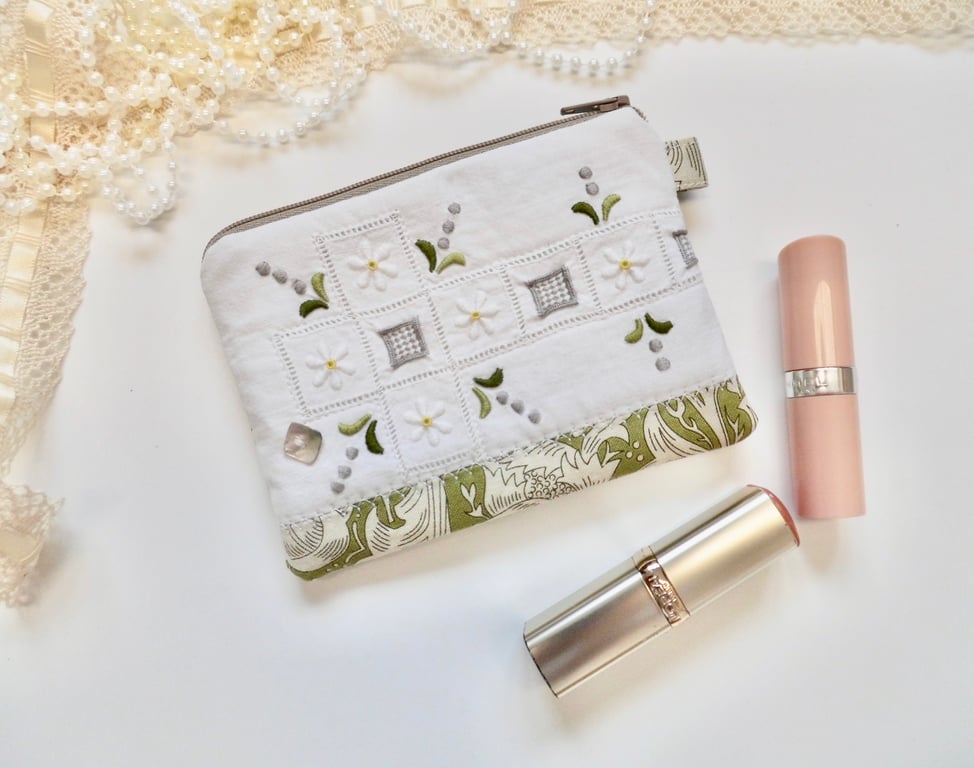 Coin purse in reclaimed embroidered cloth with William Morris fabric green 