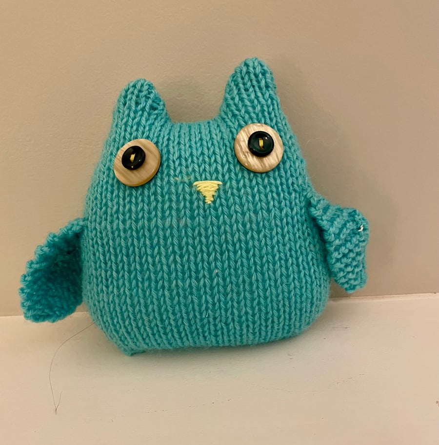 Knitted library decoration owl