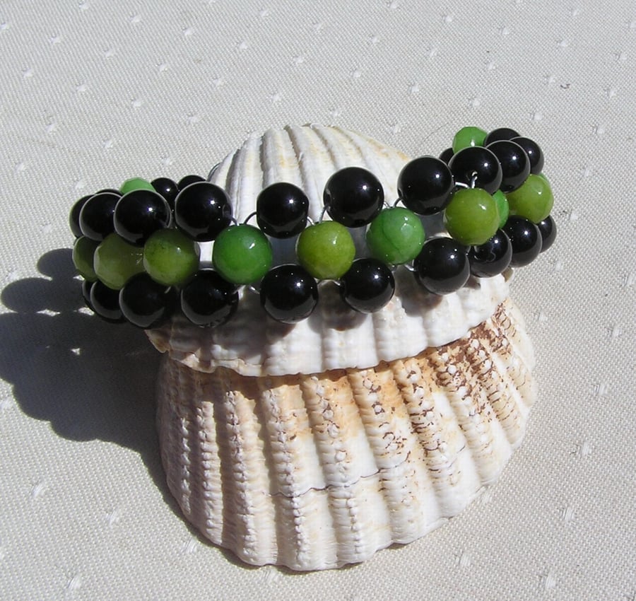 Black Onyx & Green Peridot Gemstone Woven Beaded Chakra Bracelet "Phillina"