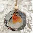 Little Winter Robin Red Breast Christmas Decoration Wood Slice Hanging Bauble