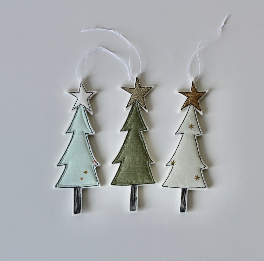 'Three Christmas Trees with Cotton Cloth 3' - Hanging Decorations