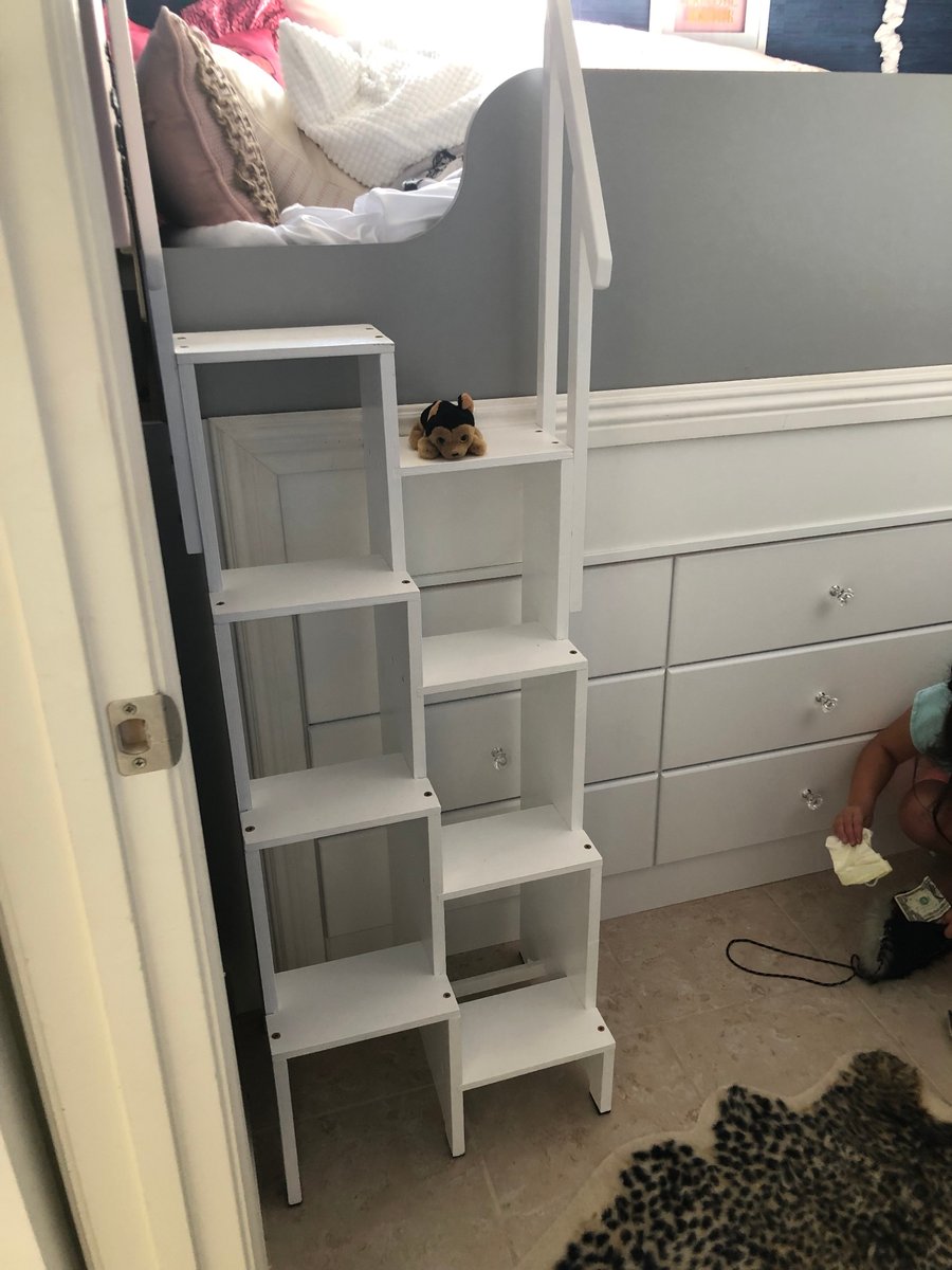 Step Up Easy "tm" branded bunk bed Step ladders with banisters wood.