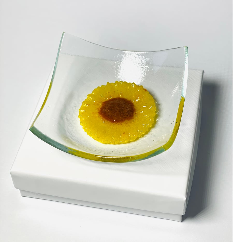 Fused glass sunflower trinket dish 