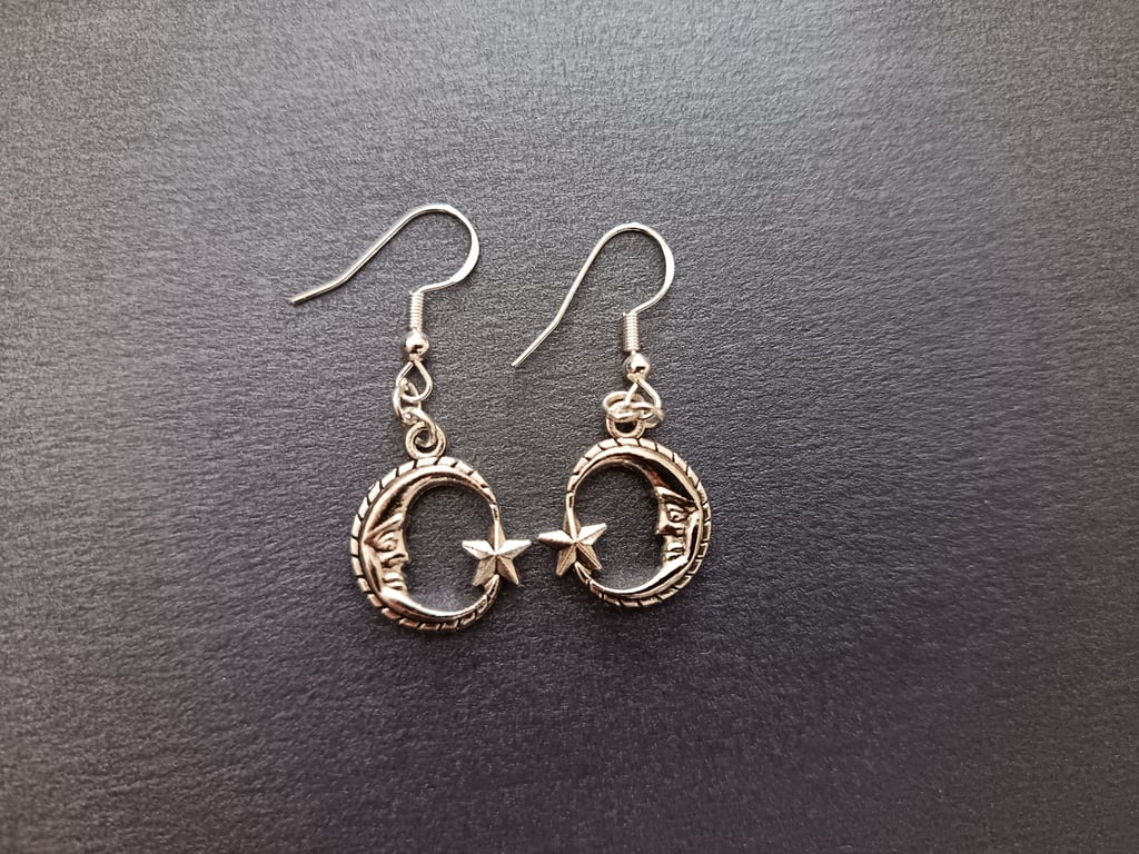 Moon and star silver dangle earrings 