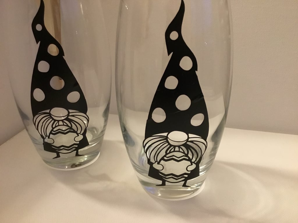 Black gonk hi ball glass. Tumbler. 