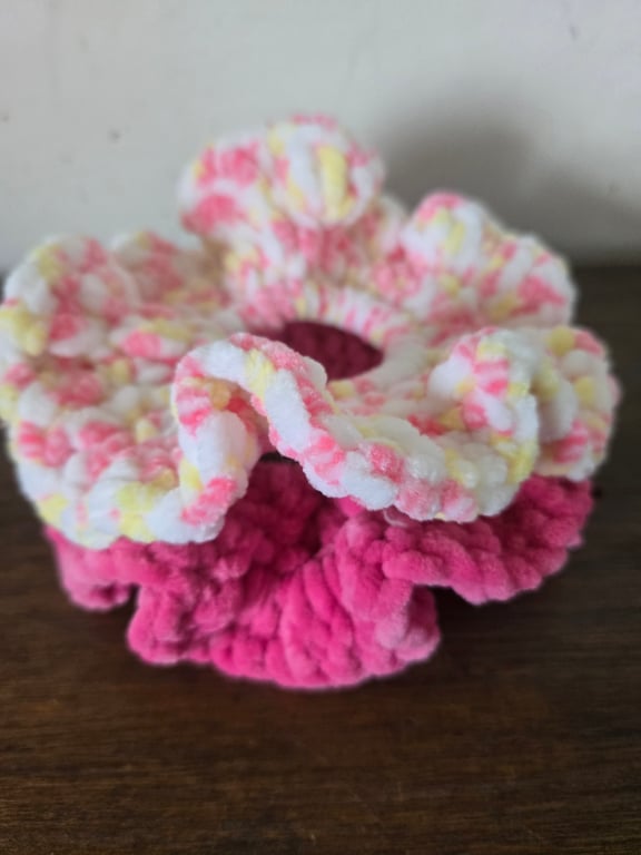 Set of 2 Super chunky Supersoft chenile giant scrunchies stretch elastic