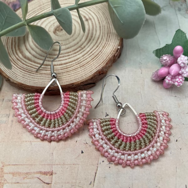 Boho macrame beaded hoop dangle earring, gift teenage girl, boho accessories 