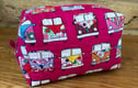 Box shape makeup bag