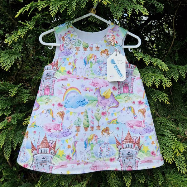 Age: 6-12m. Princess and Unicorn dress. 