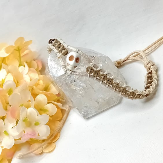 Howlite Skull & Smokey Quartz Bracelet