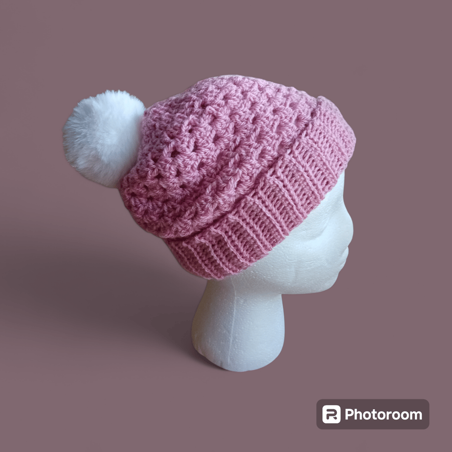 Child size ,crochet hat ,bobble hat