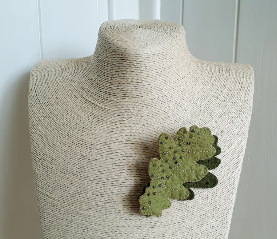 Beaded wool felt oak leaf brooch