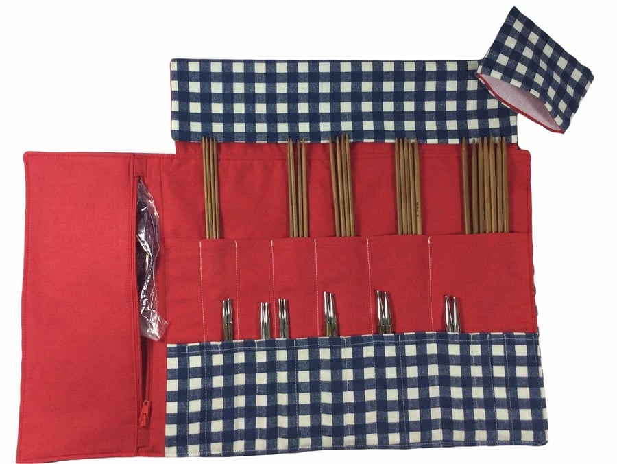 Navy blue and white gingham interchangeable and double pointed needle case, chec