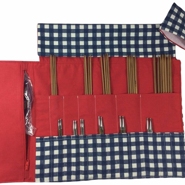 Navy blue and white gingham interchangeable and double pointed needle case, chec