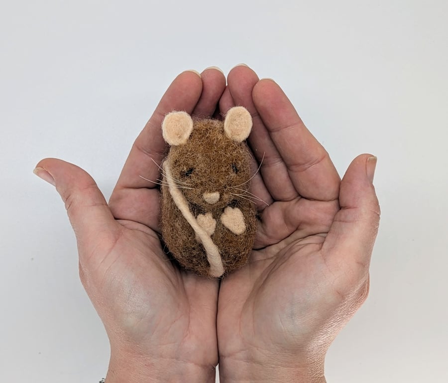 Sleeping mouse needle felting kit 