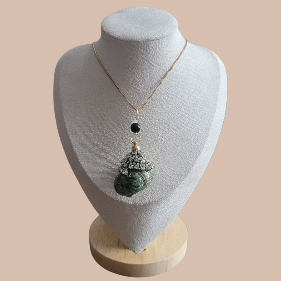 Green Shell Necklace with Rhinestones 