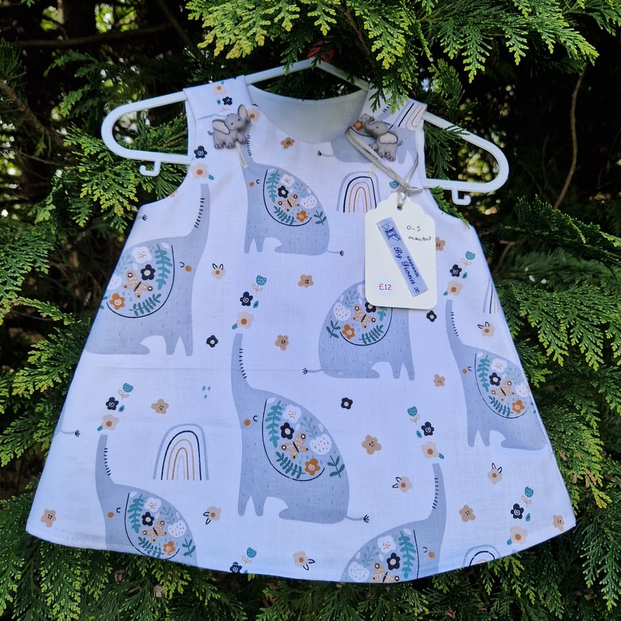 Age: 0-3m Grey Elephant Dress 