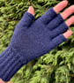 Fingerless gloves alpaca blue - Image 3
