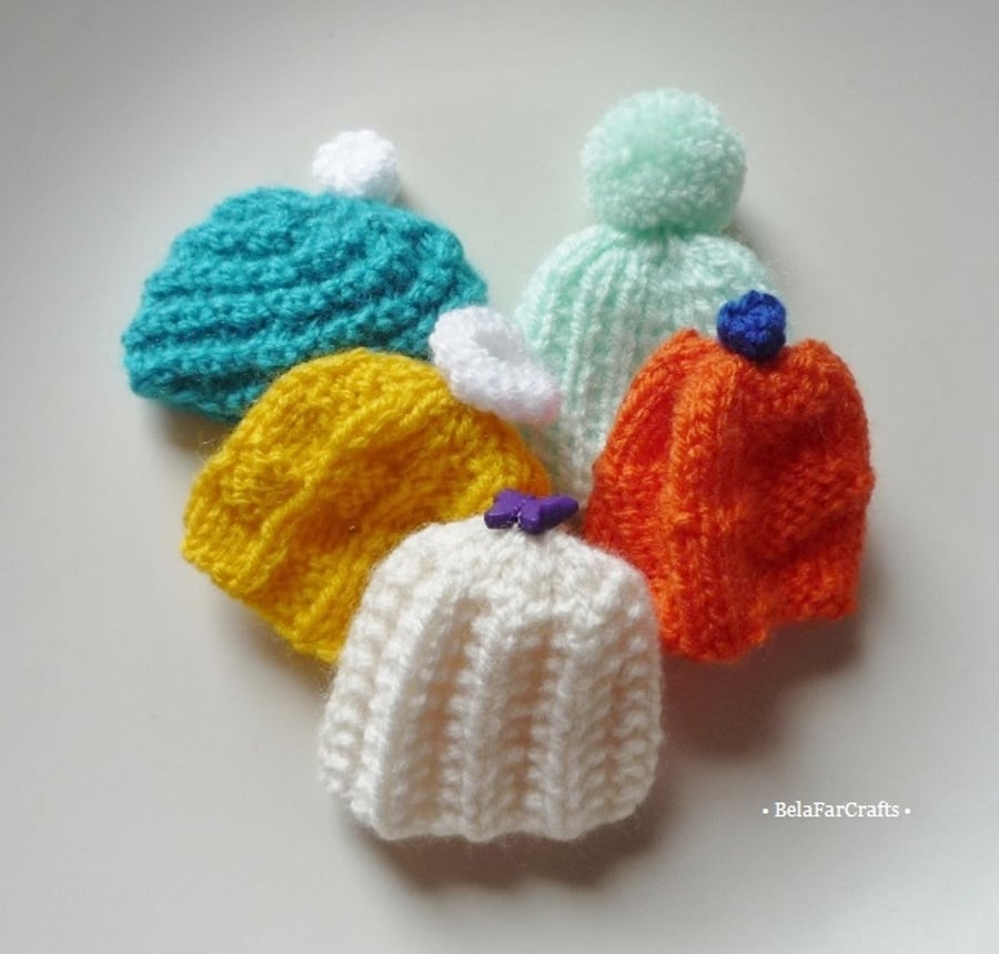 Knitted egg cosies (5) - Breakfast table decor - Easter egg hats - Cook's gift