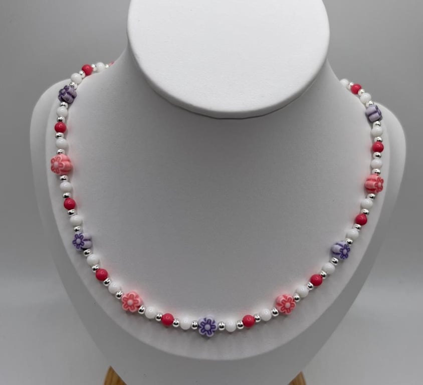 Silver plated Girls Daisy Chain Necklace 