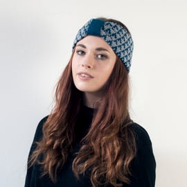 Arrow knitted headband - diesel and seal