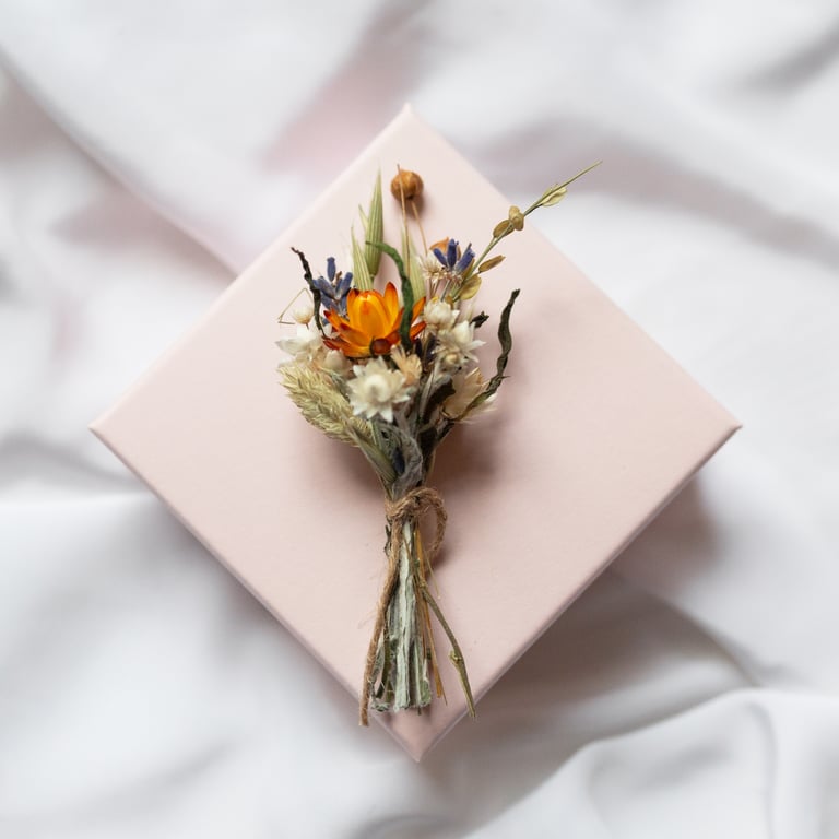 Dried Flower Mini Posy Orange Strawflower and Lavender