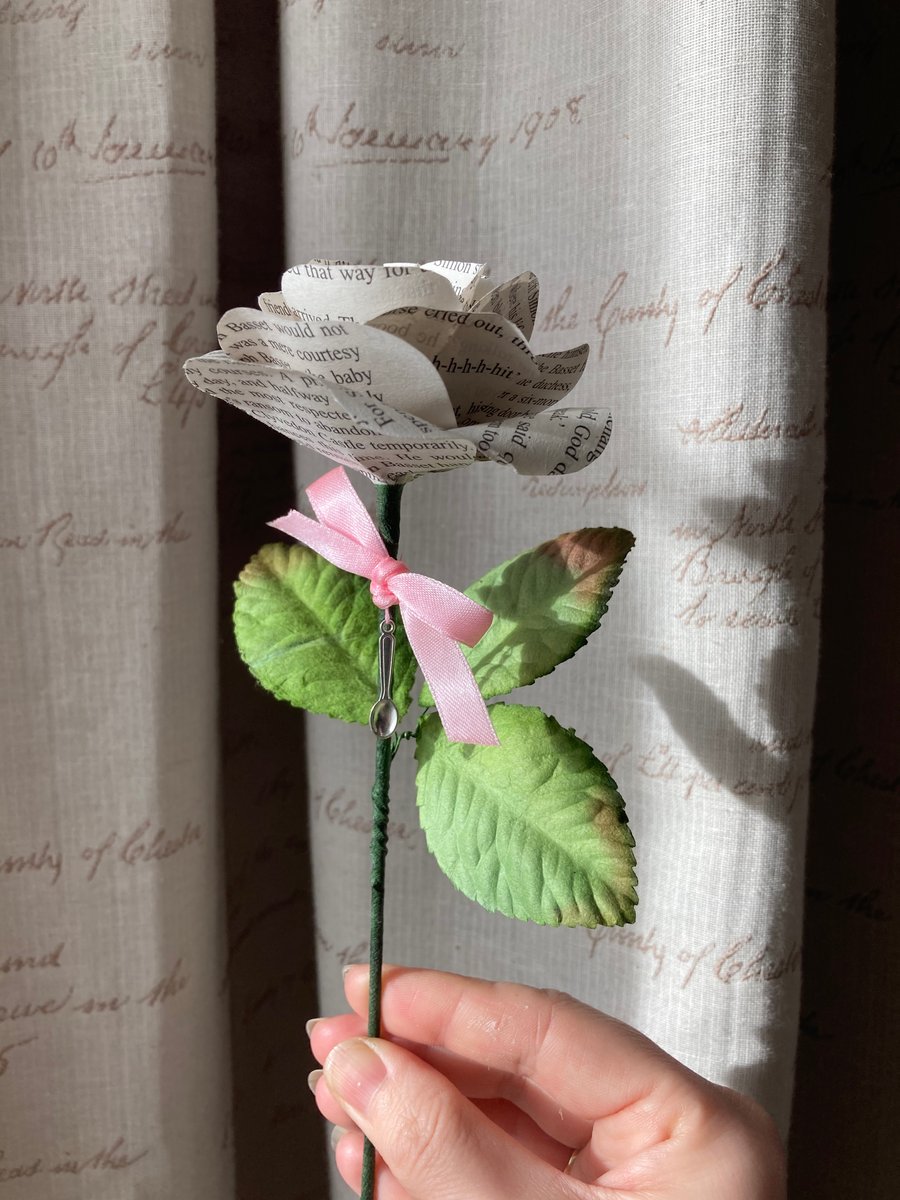 Bridgerton Paper Rose (with spoon!)