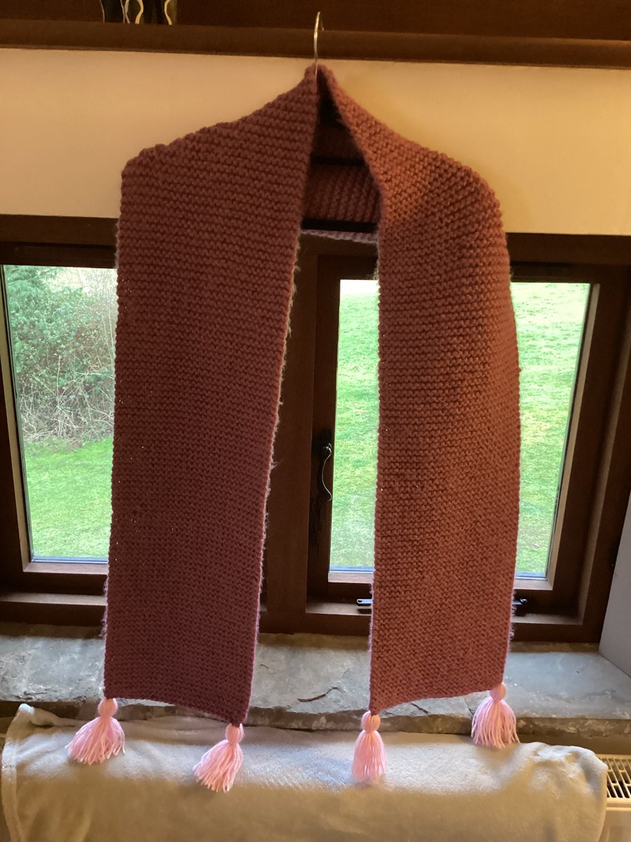 Knitted Burgundy Scarf with pink tassels 