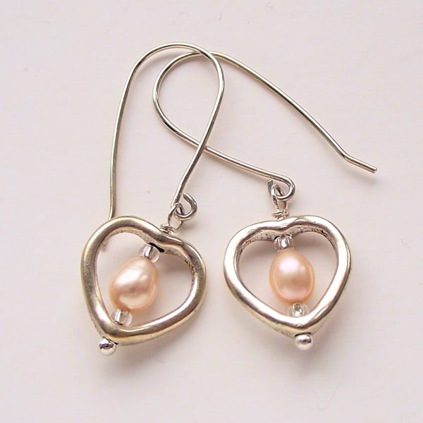 Earrings silver heart and natural pearl pale peach sterling silver handmade