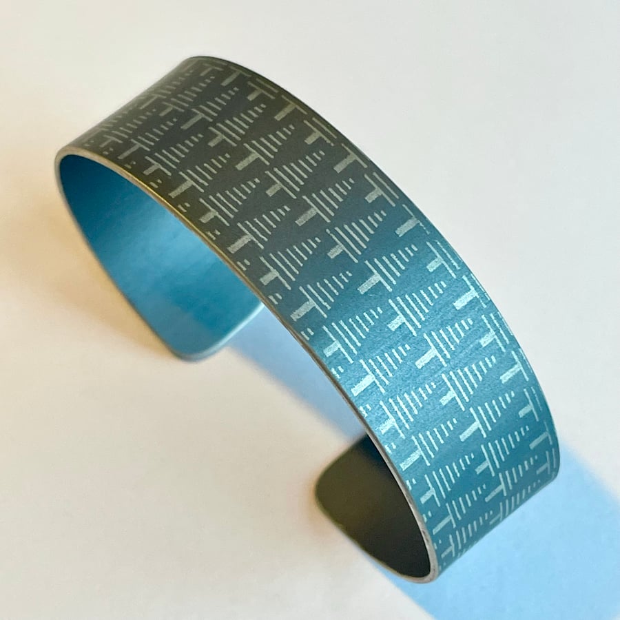 SECONDS - Geometric tree pattern cuff bracelet dark grey